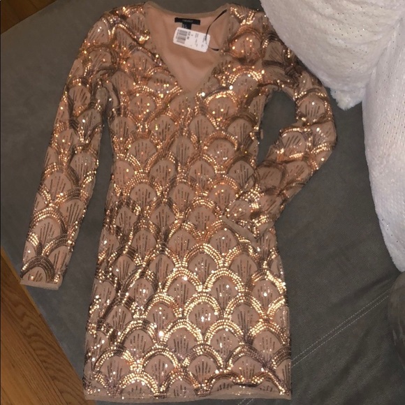 Forever 21 Dresses & Skirts - Gold sequin mini 🎁🎁